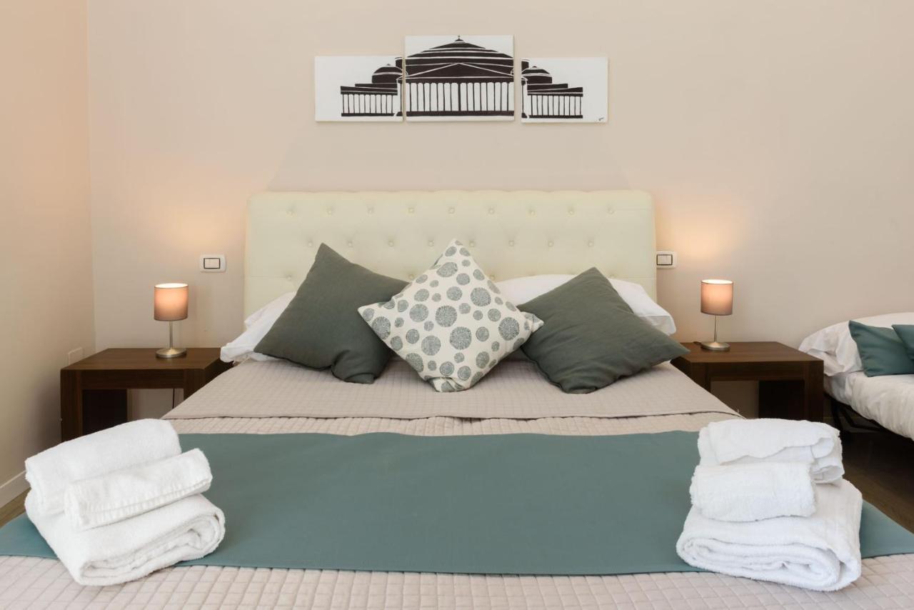 Couette-café Domus Angioina 3*